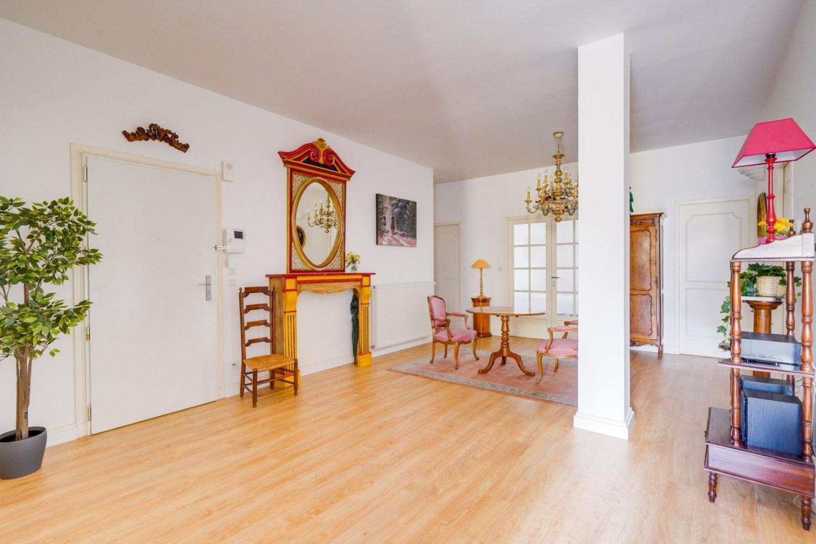 Lovely Apartment With Exceptional Terrace บอร์โด ภายนอก รูปภาพ